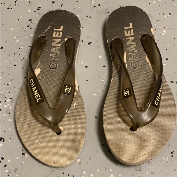 chanel flip flops womens